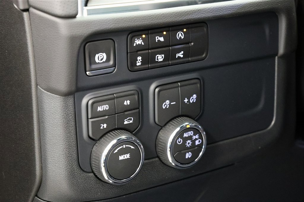 New 2026 Chevrolet Suburban Premier image 19