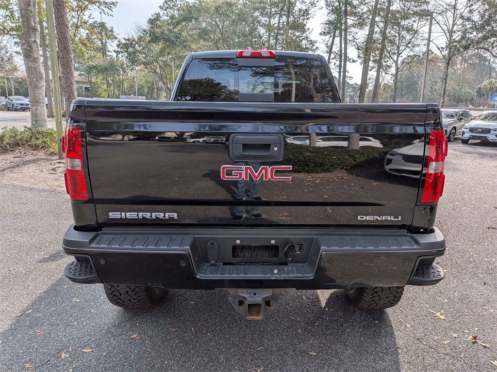 Used 2019 GMC Sierra 2500 Denali w/ Suspension Package, Off-Road image 5