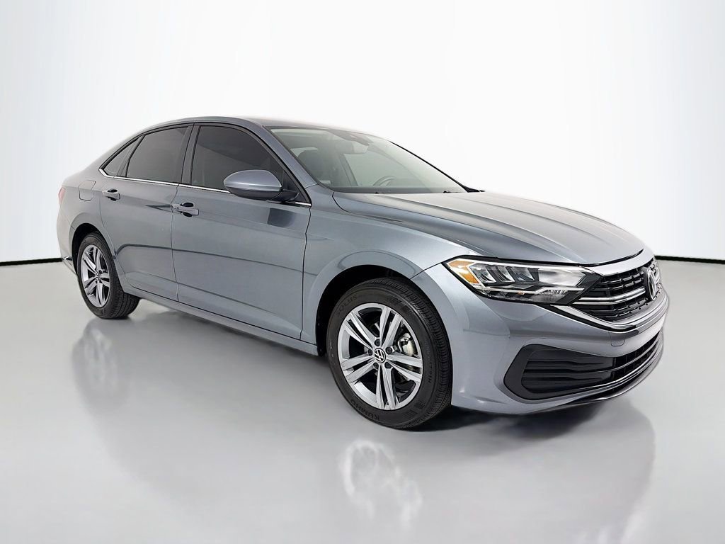 Used 2023 Volkswagen Jetta SE FWD image 1