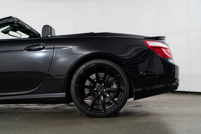 Used 2013 Mercedes-Benz SL 63 AMG image 13