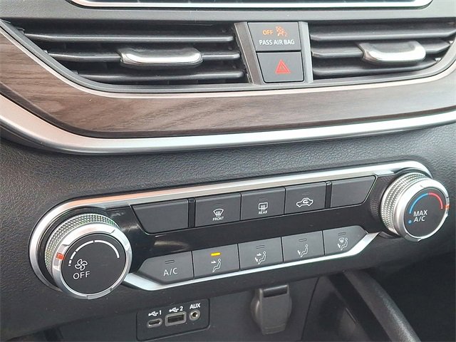 Used 2024 Nissan Altima 2.5 SV image 15