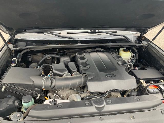 Used 2017 Toyota 4Runner SR5 image 32