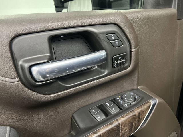 Certified 2021 GMC Sierra 2500 Denali w/ Denali Ultimate Package AWD/4WD image 24