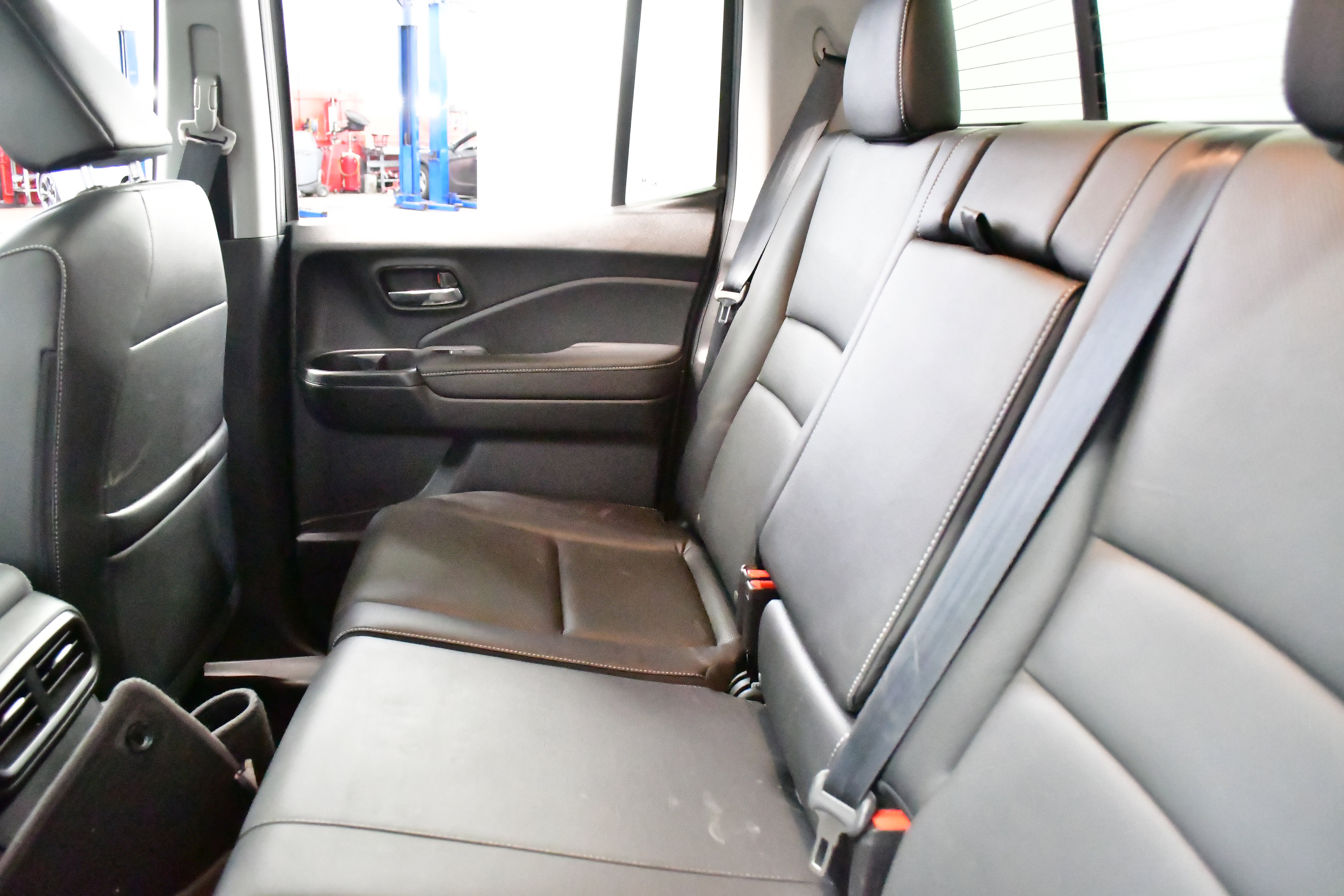 Used 2025 Honda Ridgeline RTL image 10