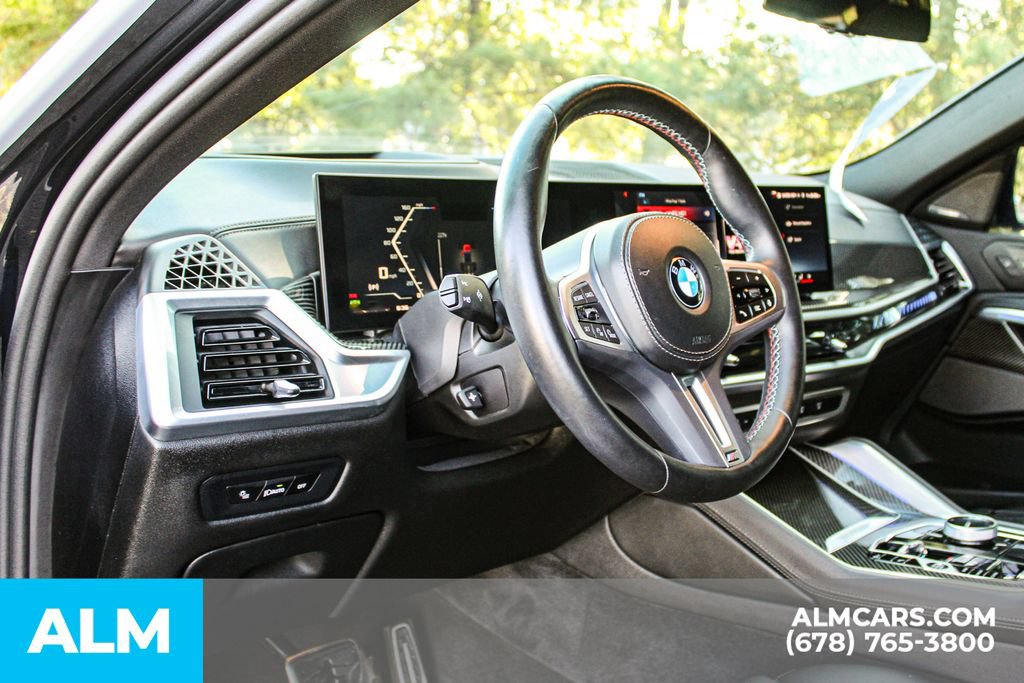 Used 2025 BMW X6 M60i AWD/4WD image 21