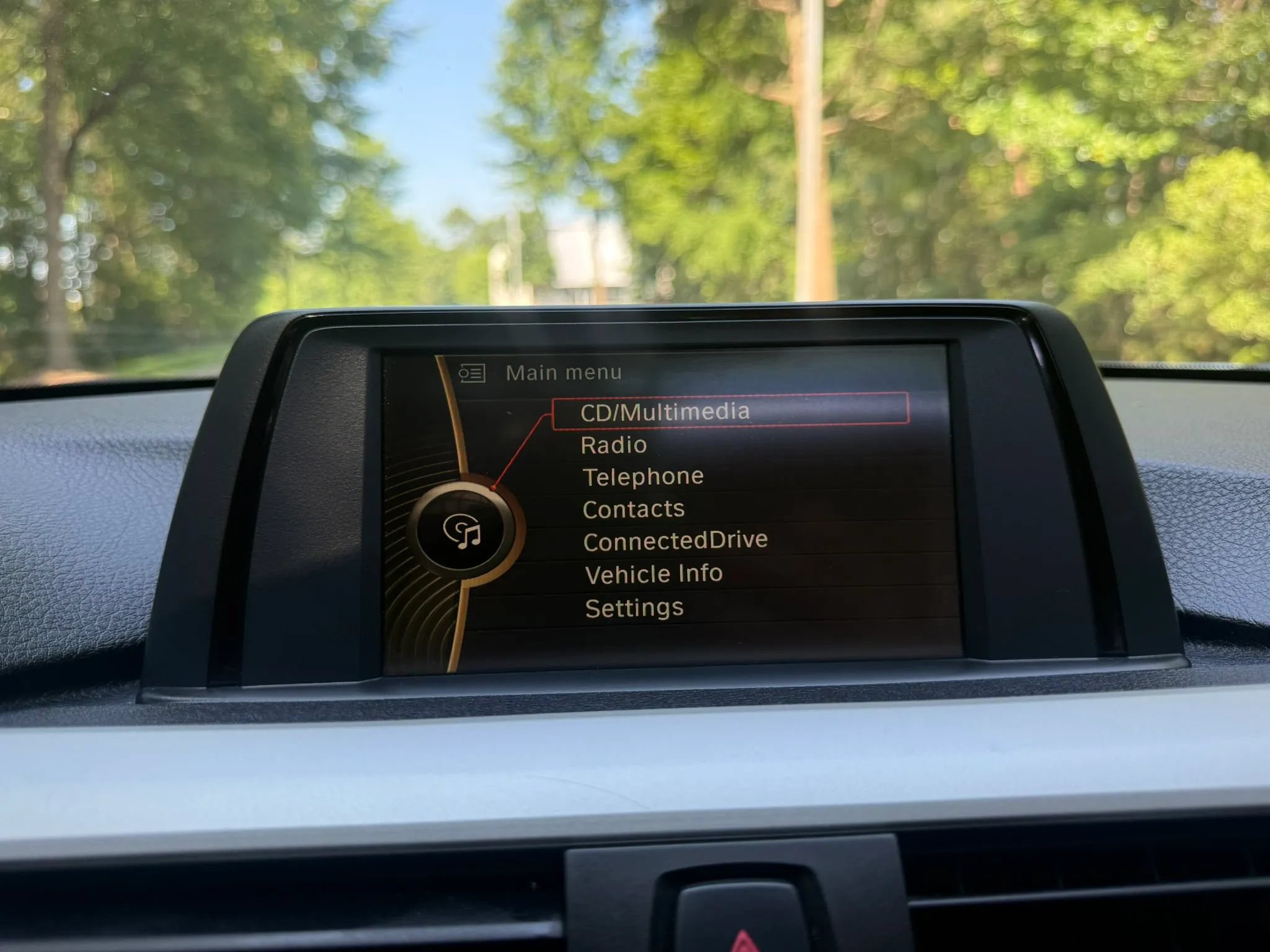 Used 2013 BMW 320i Sedan RWD image 21
