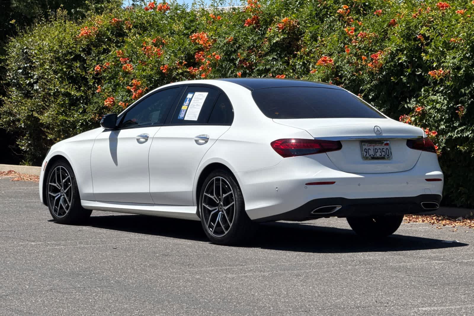 Used 2022 Mercedes-Benz E 350 Sedan image 5