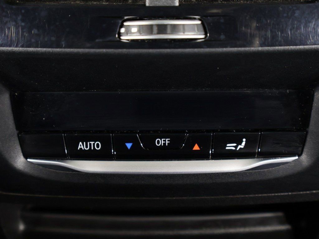 Used 2025 BMW X4 xDrive30i image 63