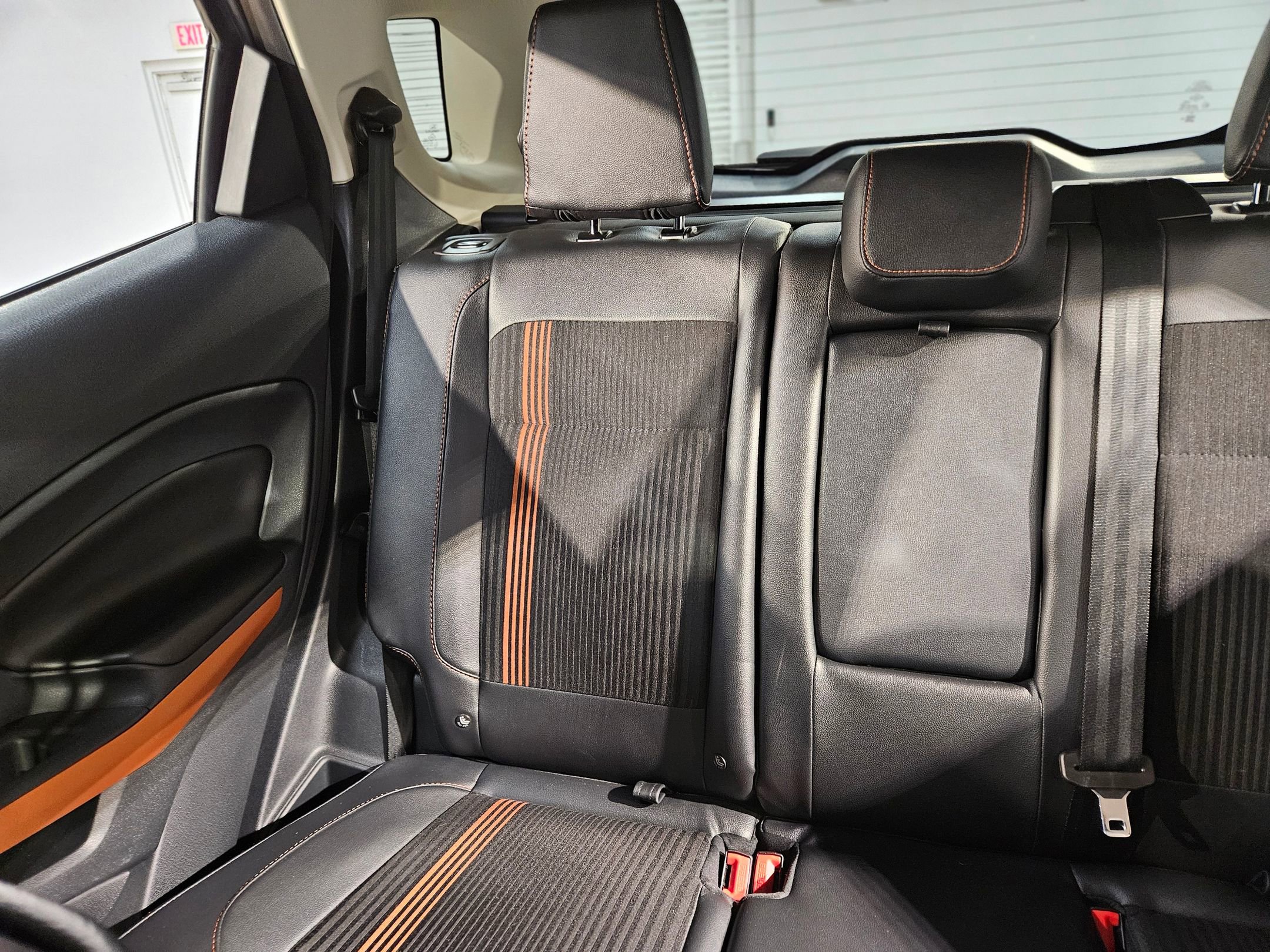 Used 2018 Ford EcoSport SES image 12