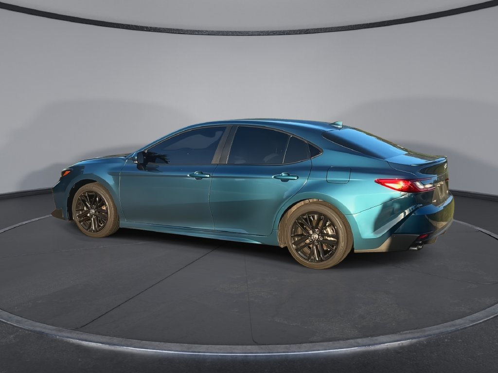 Used 2025 Toyota Camry SE FWD image 6