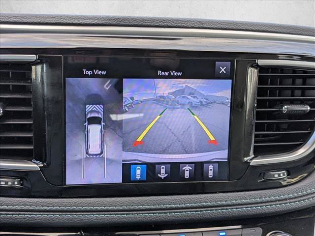 Used 2017 Chrysler Pacifica Platinum FWD image 14