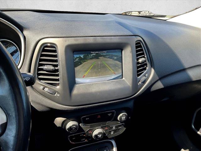 Used 2020 Jeep Compass Latitude FWD image 19