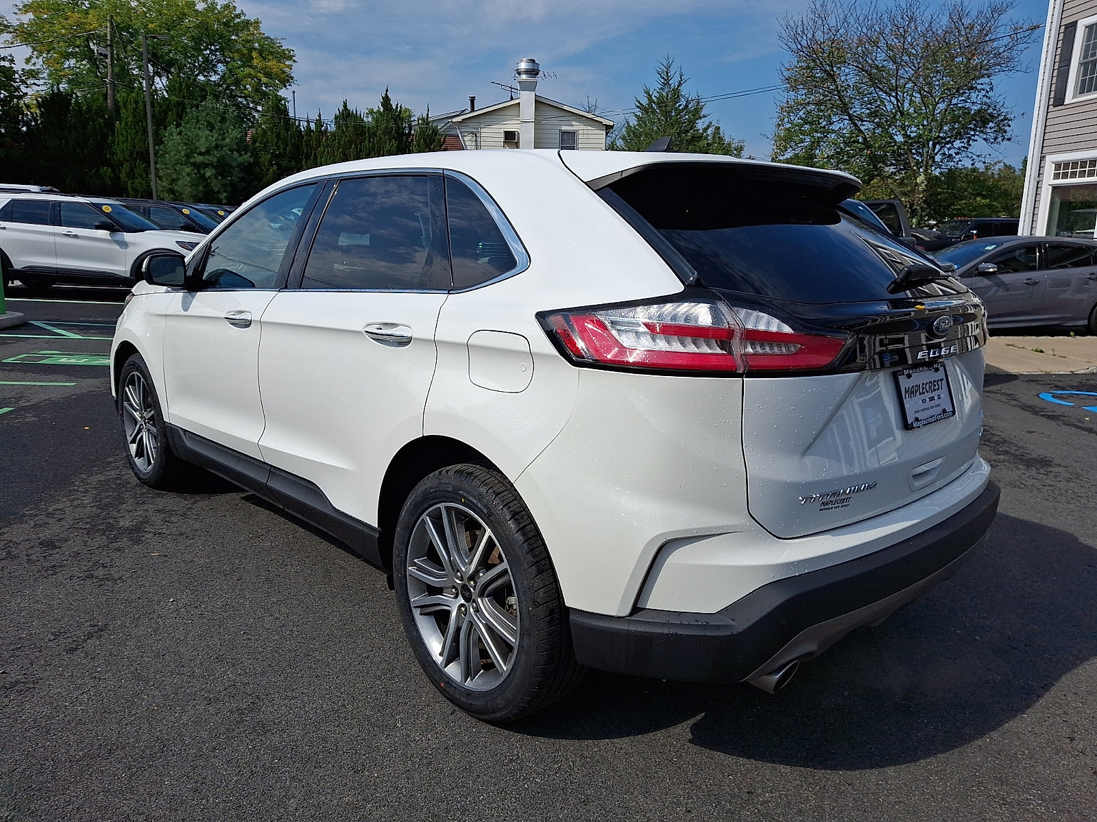 Certified 2023 Ford Edge Titanium AWD/4WD image 7