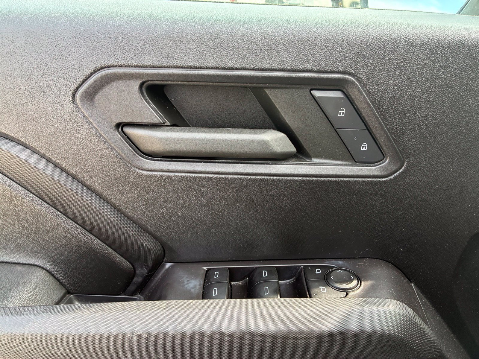 Used 2023 Chevrolet Colorado W/T w/ WT Convenience Package RWD image 6