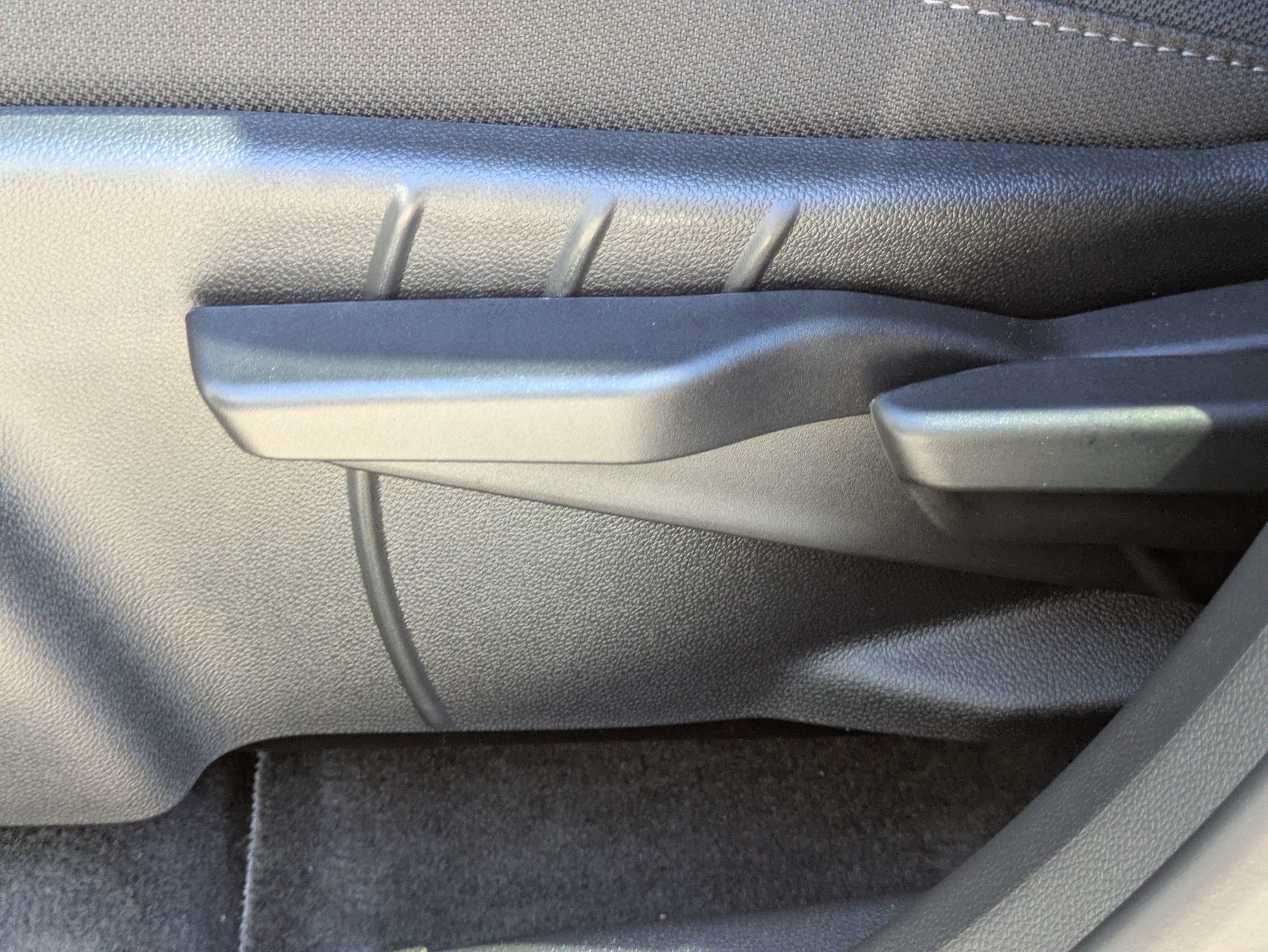 New 2027 Chevrolet Equinox LT FWD image 11