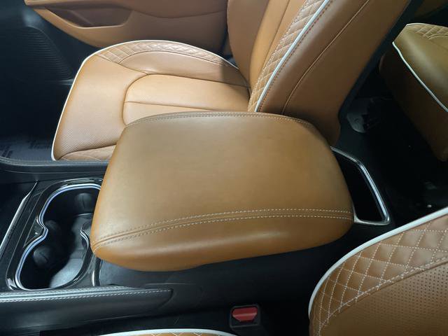 Certified 2024 Chrysler Pacifica Pinnacle image 23