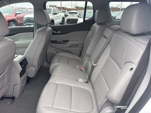 Used 2023 GMC Acadia SLT FWD image 29
