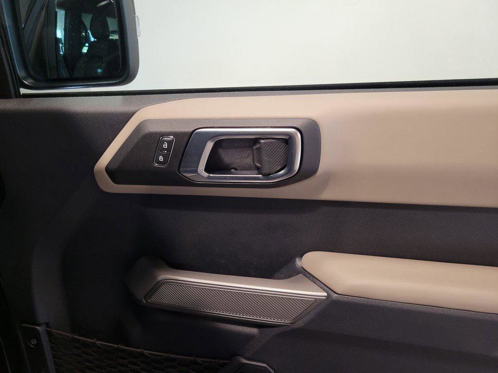 Used 2022 Ford Bronco Wildtrak image 30