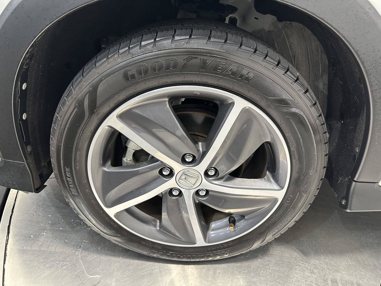 Used 2021 Honda HR-V EX image 9