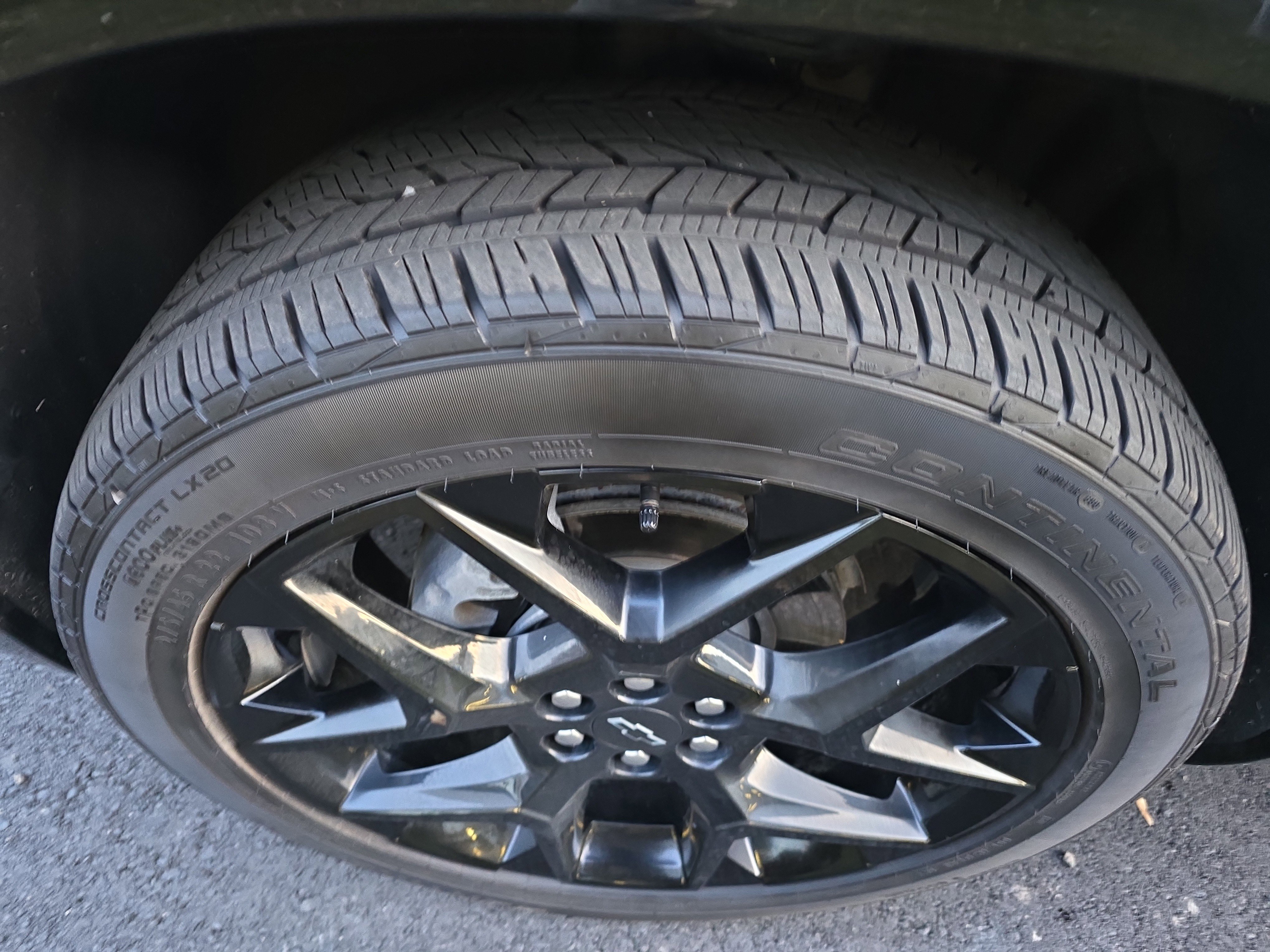 Used 2024 Chevrolet Traverse RS w/ LPO, Floor Liner Package image 11