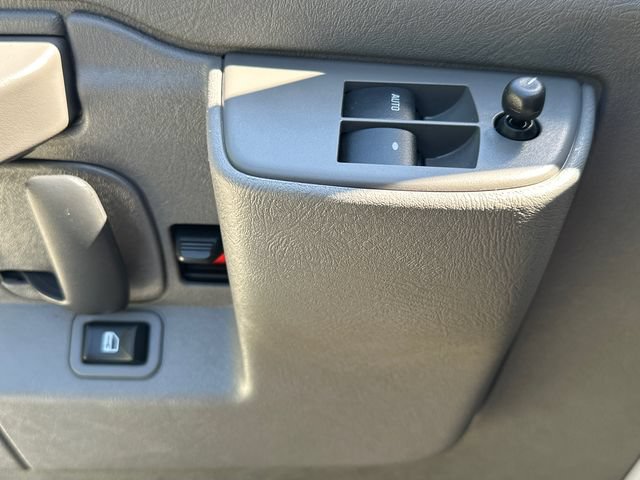Certified 2025 GMC Savana 2500 w/ Driver Convenience Package RWD image 18