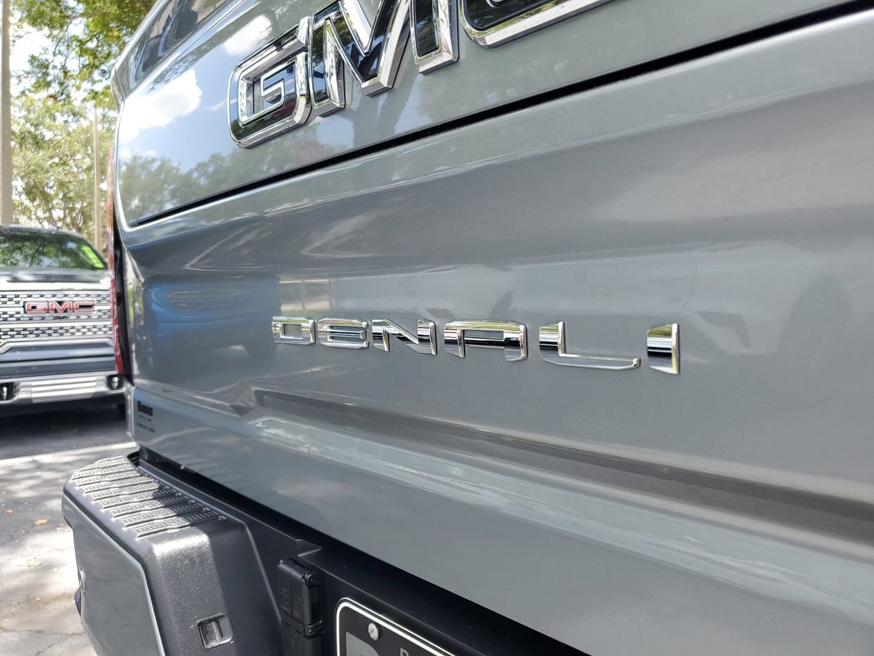Used 2026 GMC Sierra 3500 Denali Ultimate AWD/4WD image 8