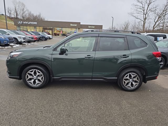 Certified 2022 Subaru Forester Premium image 2