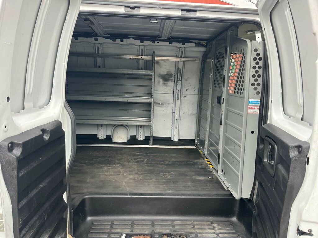 Used 2019 GMC Savana 2500 Extended image 18