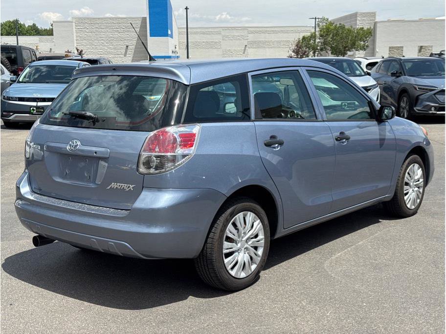 Used 2006 Toyota Matrix FWD image 3
