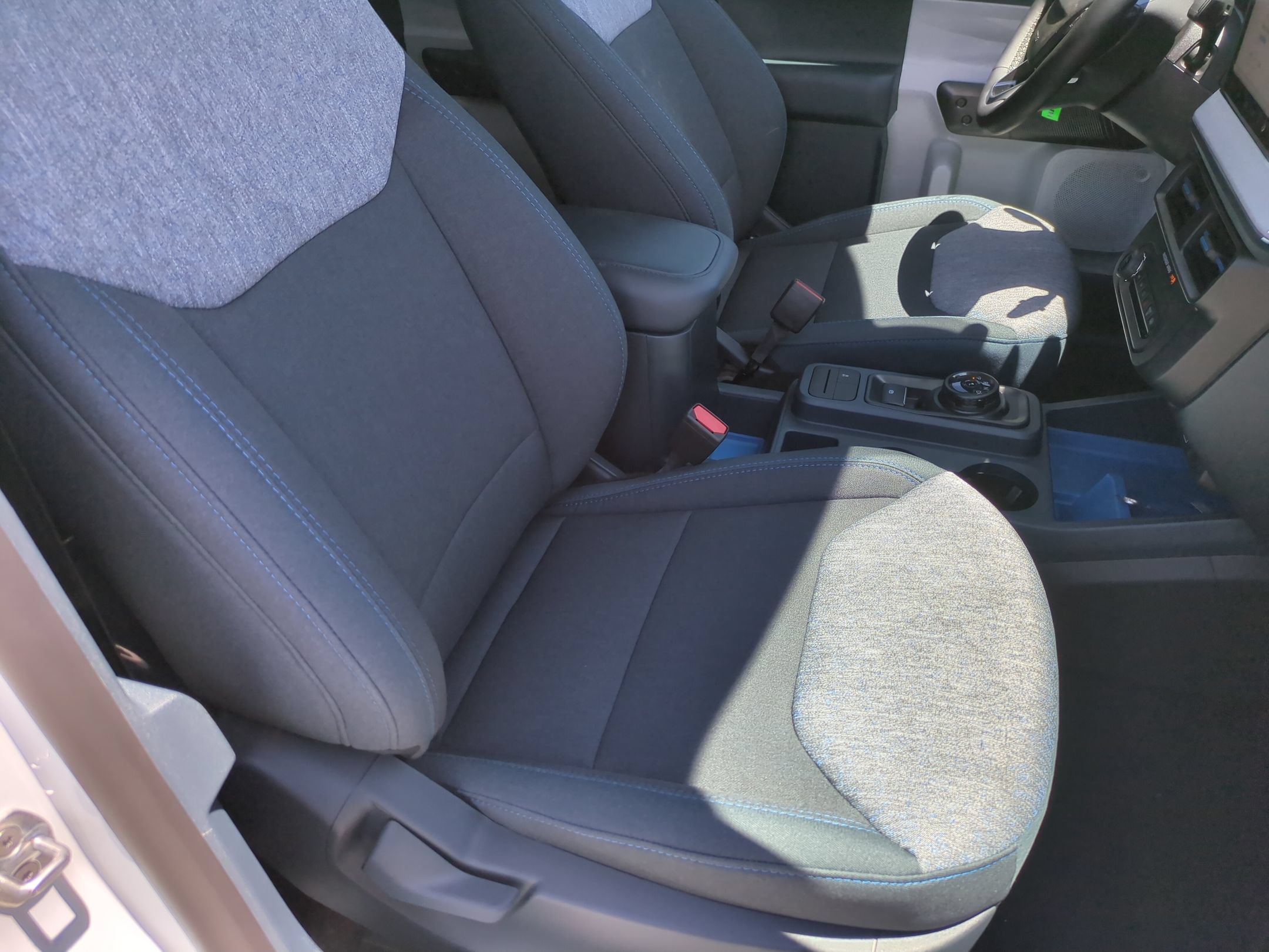 New 2026 Ford Maverick XLT w/ XLT Luxury Package FWD image 33