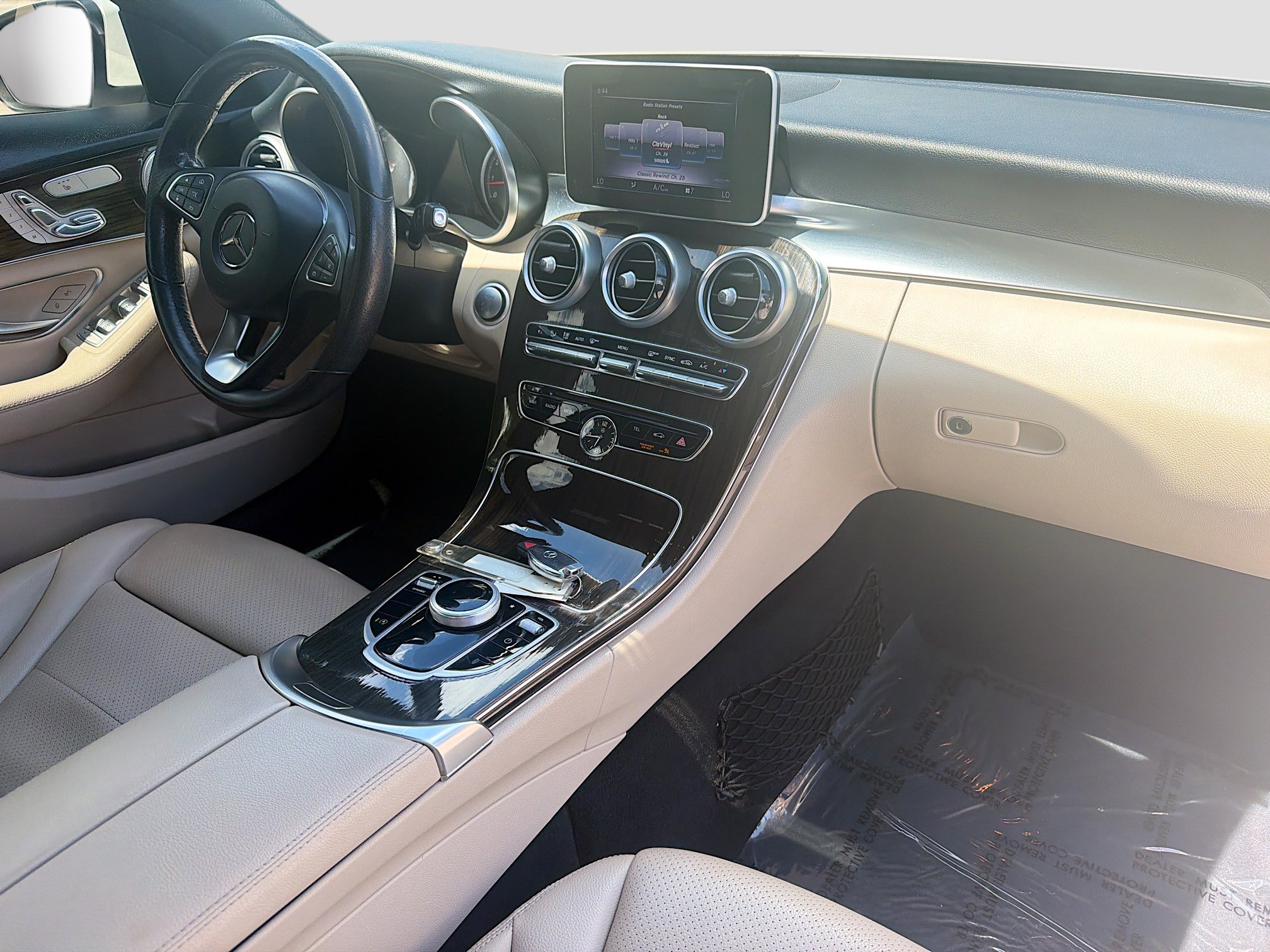 Used 2018 Mercedes-Benz C 300 Sedan w/ Premium Package image 32