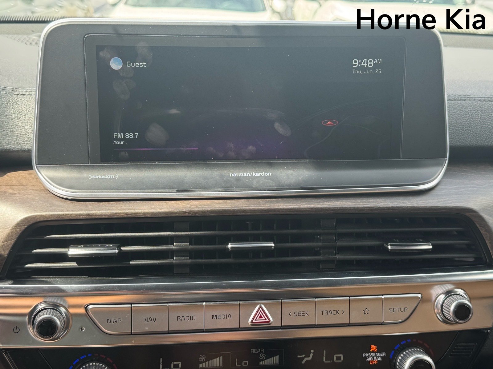 Certified 2022 Kia Telluride SX w/ Towing Package FWD image 22