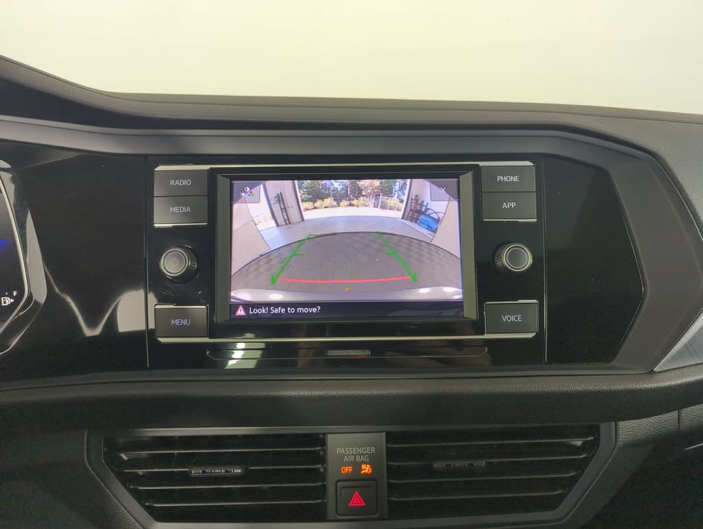 Used 2024 Volkswagen Jetta SE FWD image 25