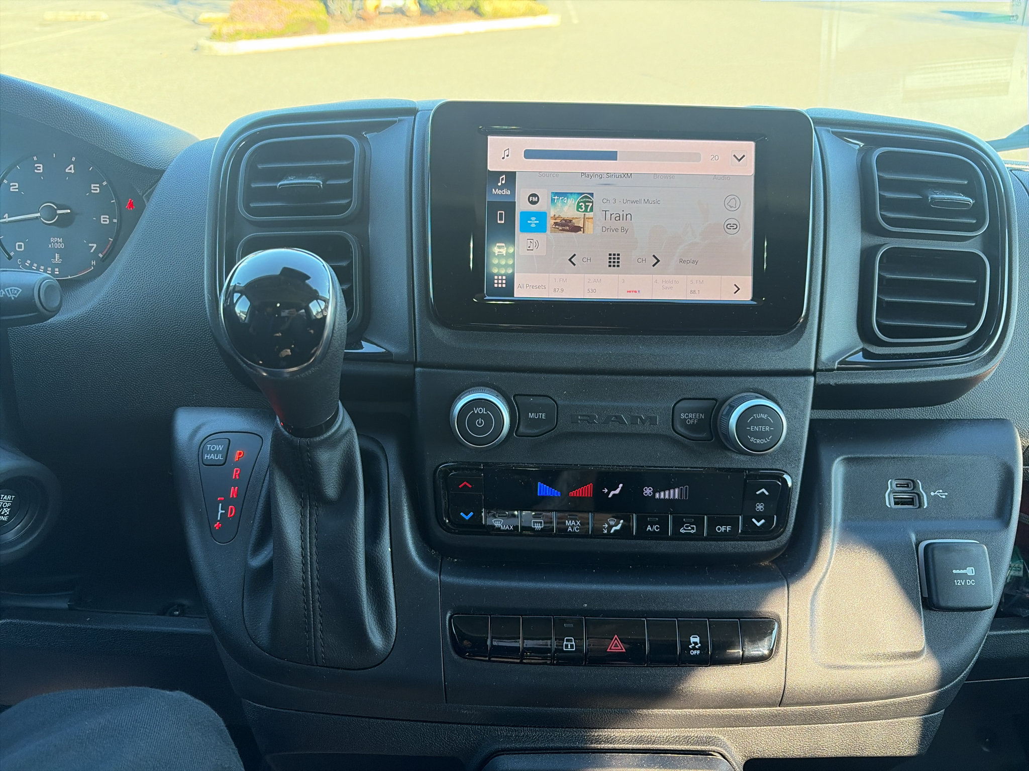 New 2026 RAM ProMaster 2500 w/ Convenience Group FWD image 8