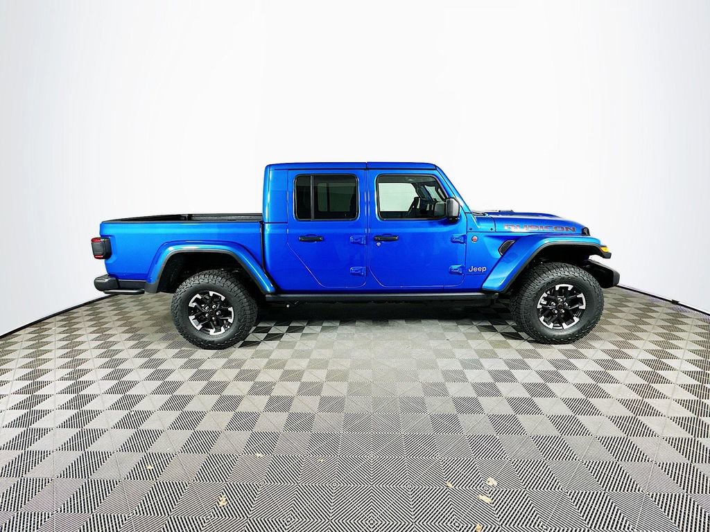 New 2026 Jeep Gladiator Rubicon w/ Technology Group AWD/4WD image 11