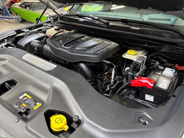 Used 2022 Jeep Grand Wagoneer Series II w/ Premium Group II image 96