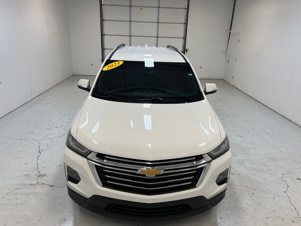 Used 2023 Chevrolet Traverse LT FWD image 7