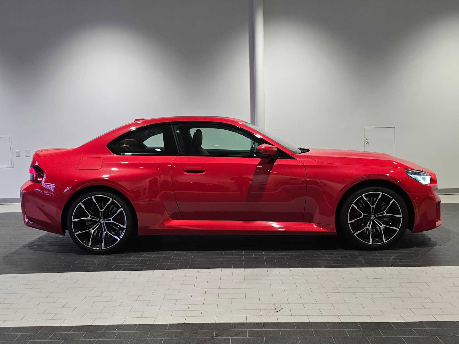 Used 2024 BMW M2 w/ Lighting Package image 8