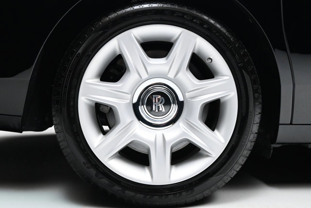 Used 2012 Rolls-Royce Ghost RWD image 41