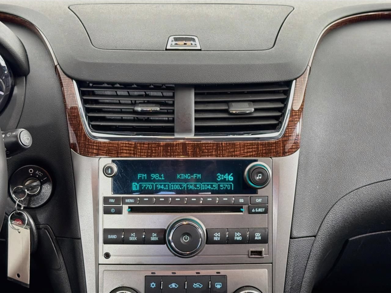 Used 2012 Chevrolet Malibu LTZ FWD image 15