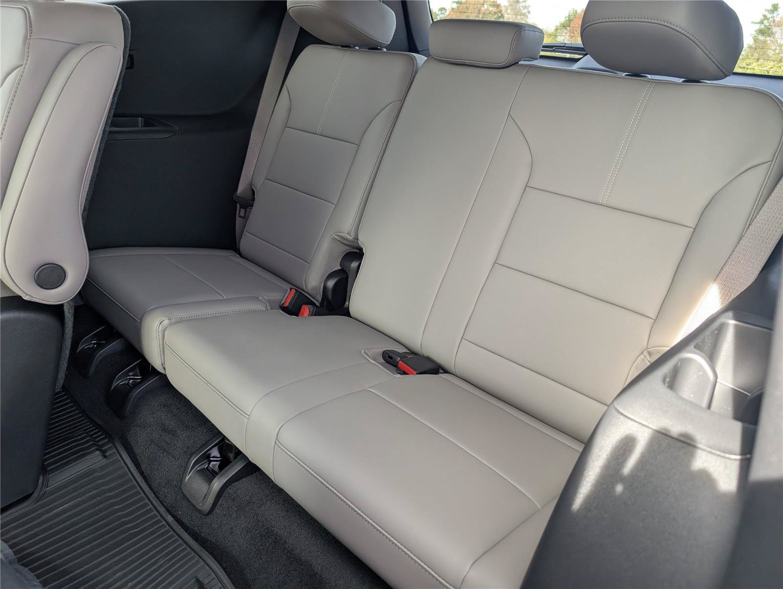 New 2026 GMC Acadia Elevation w/ Elevation Premium Package FWD image 29