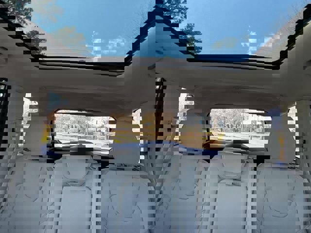 New 2026 Volvo XC90 B6 Ultra w/ Protection Package image 36