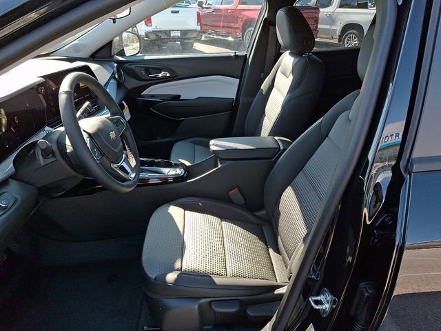New 2026 Chevrolet Trax LT w/ Driver Confidence Package image 10