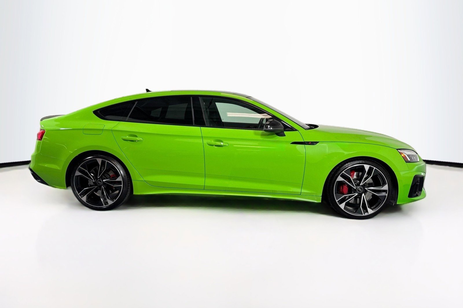 Used 2024 Audi S5 Premium Plus w/ Premium Plus Package AWD/4WD image 4