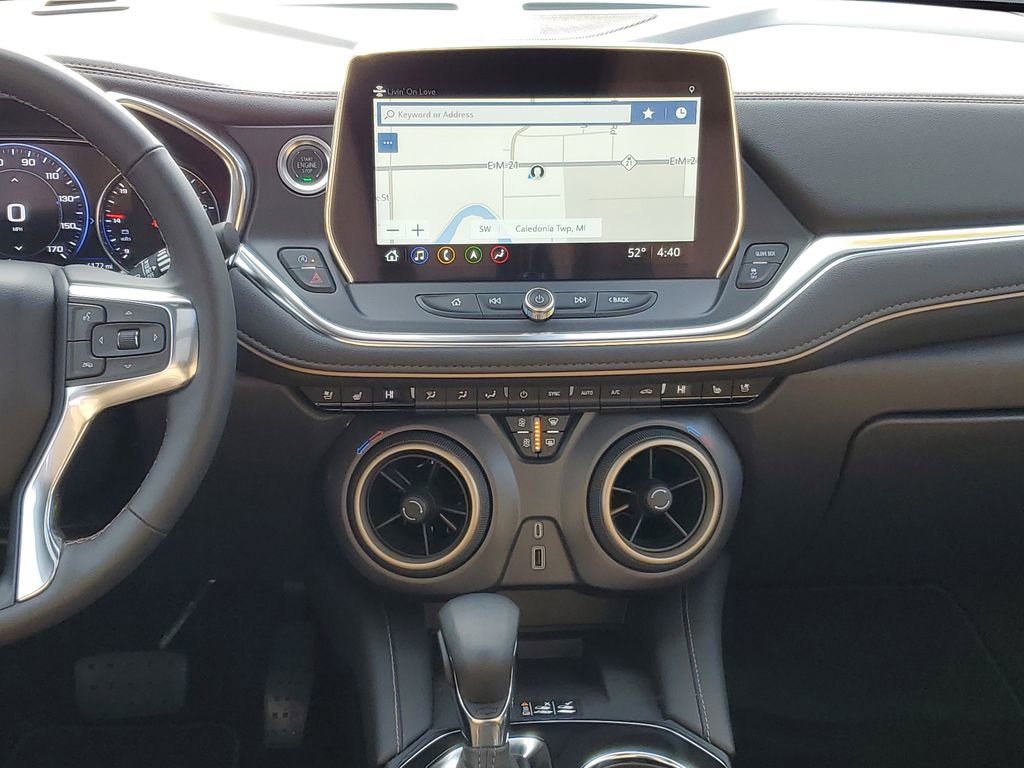 Used 2025 Chevrolet Blazer Premier w/ Driver Confidence II Package image 29