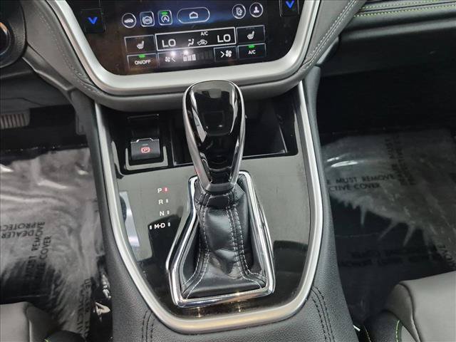 Certified 2024 Subaru Outback Onyx Edition AWD/4WD image 12