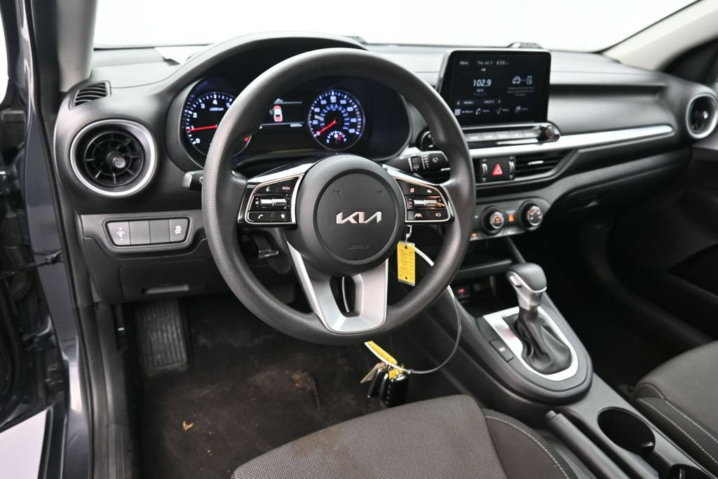 Used 2024 Kia Forte LXS FWD image 19