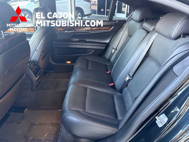 Used 2015 BMW 750Li w/ M Sport Edition image 13