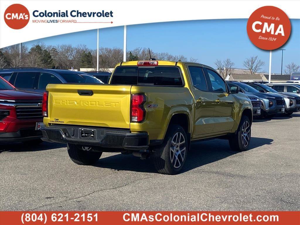 Used 2023 Chevrolet Colorado Z71 w/ Z71 Convenience Package 2 image 3