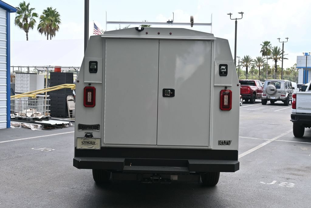 New 2025 Chevrolet Express 3500 w/ Power Convenience Package RWD image 4